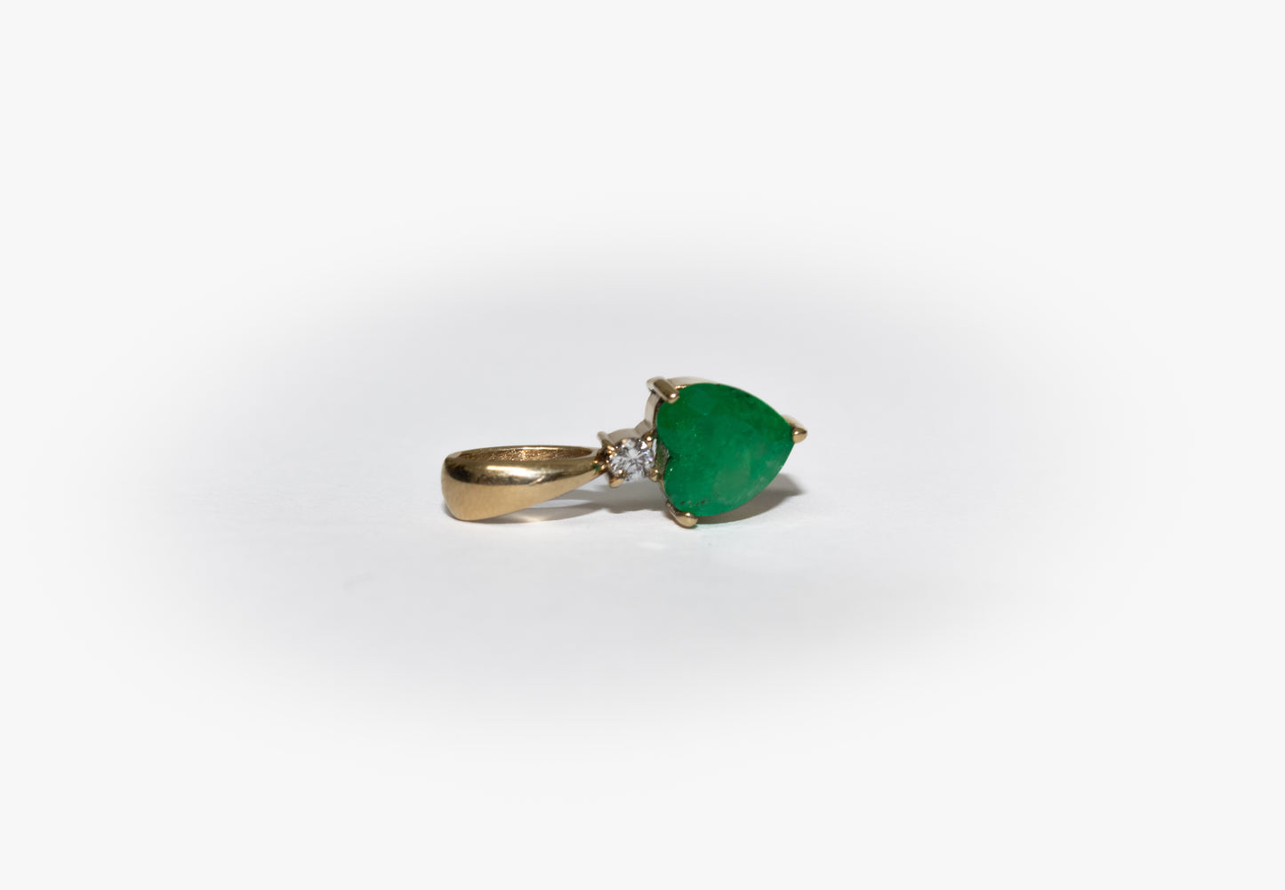 Heart pendant natural Colombian emerald